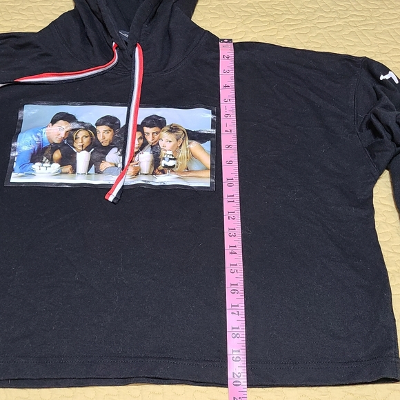 Friends TV show crop top hoodie size XL - Picture 6 of 7